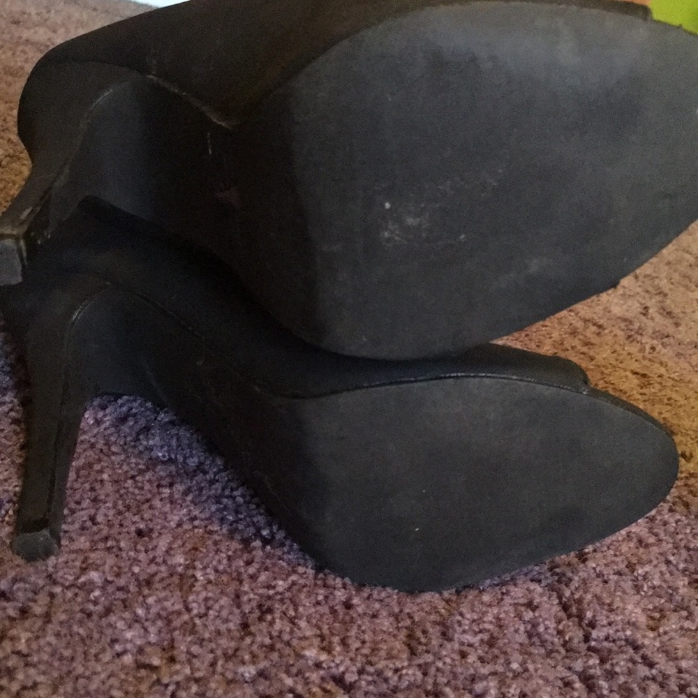 X2B 3.5 Inch Heels - Picture 6 of 6